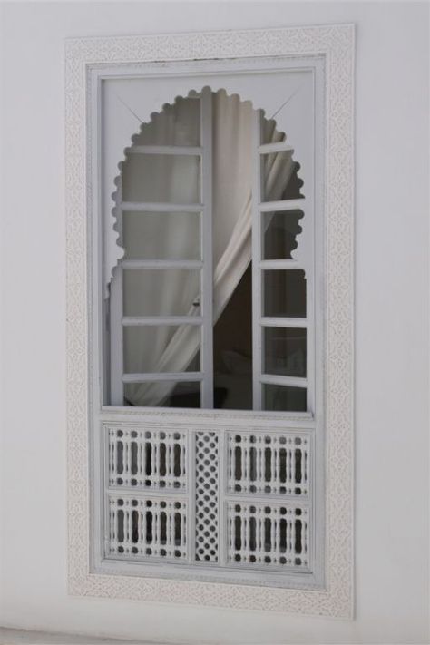 Moroccan Window, Marrakech Riad, Moroccan Houses, Interior Design Bedroom Small, Moroccan Homes, Moroccan Interiors, التصميم الخارجي للمنزل, Moroccan Design, Moroccan Decor