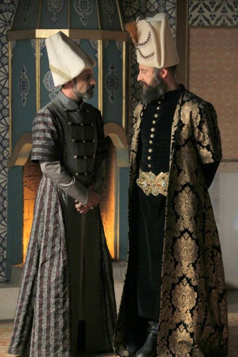 Sultan Ottoman, Beau Film, Kosem Sultan, Magnificent Century, Medieval Clothing, Movie Costumes, Traditional Costume, Men In Uniform, Ottoman Empire