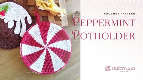 Crochet Peppermint Potholder – Free Christmas Pattern Peppermint Crochet, Peppermint Pillow, Crochet Peppermint, Thick Crochet, Christmas Potholders, Crochet Pot Holders Free Pattern, Holiday Crochet Patterns, Kitchen Crochet, Crochet Potholder