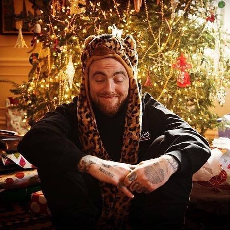 Mac Miller Christmas, Mac Miller Aesthetic, Larry Lovestein, Mac Miller Albums, Mac Angel, Larry Fisherman, Paradise Love, Mac Collection, Angel Boy