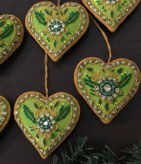 Green Heart Christmas Ornaments, Holiday Decor, Xmas Hanging, Handmade Christmas Hanging, Decorative Tree Hanging Gift Set of 6 and More - Etsy Hungary Embroidered Xmas Decorations, Embellished Christmas Ornaments, Hand Embroidered Christmas Ornaments, Beaded Felt Ornaments, Embroidered Baubles, Felt Baubles, Velvet Christmas Ornaments, Green Christmas Ornaments, Embroidered Ornaments