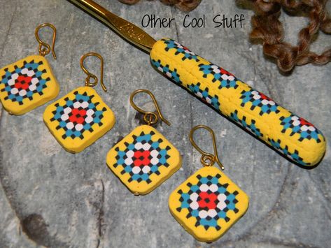 Polymer Clay Crochet Hooks, Clay Hooks, Diy Crochet Hook, Granny Square Ideas, Crochet Granny Squares Patterns, Crochet Hook Handles, Hook Ideas, Yarn Organization, How To Make Clay