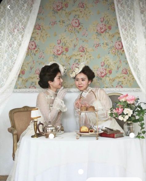 Tea Party Photography, Modern Tea Party, Victorian Tea Party, Dress Styling, Vintage Style Wedding Dresses, High Tea Party, Party Photoshoot, Tea Party Theme, Vintage Wedding Dress