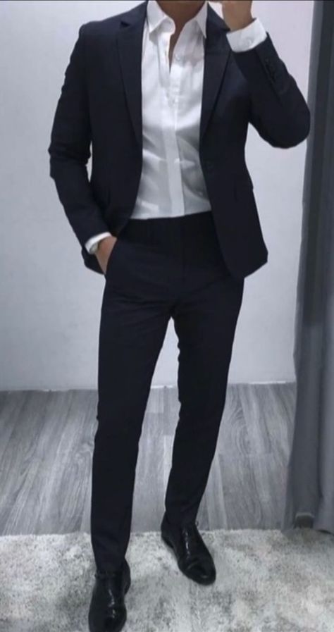 Black Suit Combinations, Office Outfit Men, Hombre Aesthetic, Formals For Men, Formal Dress For Men, Winter Outfits For Men, Men Pants Pattern, Formal Attire For Men, Formal Dresses For Men