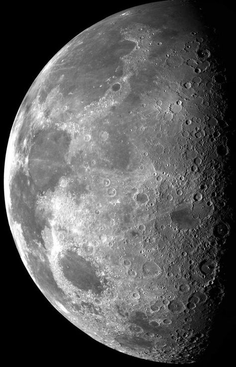 Third Quarter Moon, Pictures Of The Moon, Quarter Moon, Close Up Pictures, Spacecraft, Solar System, Half Moon, Full Moon, The Earth