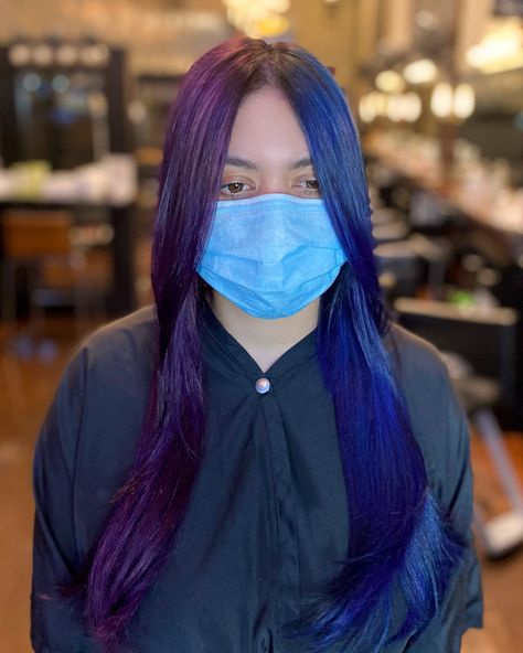 Purple Split Dye, Hair Split Dye, Dark Purple Hair Color, Half And Half Hair, Split Dye, Vivid Hair, Hair Colorful, Dark Purple Hair, Split Dyed Hair