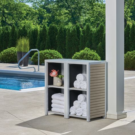 Valet Shelves, Pool Side Furniture Ideas, Outdoor Shelves, Pool Storage, Pool Backyard, Outdoor Deck Furniture, Best Outdoor Furniture, Shelving Racks, Ideas Hogar