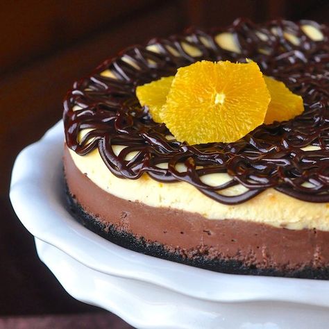 Chocolate Orange Cheesecake Layered Cheesecake, Chocolate Orange Cheesecake, Orange Cheesecake, Chocolate Rocks, Chocolate Macaroons, Orange Extract, Terry's Chocolate Orange, Rock Recipes, Recipes Baking