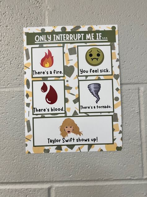 Swiftie Classroom Decor, Taylor Swift Themed Classroom, Taylor Swift Classroom Theme, Taylor Swift Classroom Decor, Taylor Swift Teacher, Swiftie Classroom, Teacher Rp, Taylor Swift Classroom, Future Educator