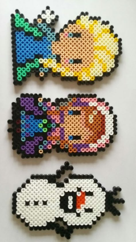 Frozen Perler Bead Patterns, Disney Christmas Perler Beads, Disney Pearler Beads, Iron Beads Disney, Frozen Perler Beads, Disney Hama Beads Pattern, Frozen Hama, Fuse Beads Ideas, Hama Beads Disney