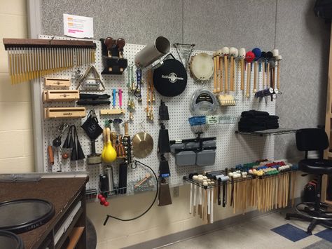 Band Room Ideas, Music Room Storage, Band Classroom, Music Room Organization, Chinese Drum, Instrument Storage, Band Rooms, Band Room, Drum Room