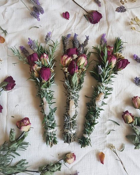 Rosemary Bundles, Lavender Bundle, Growing Rosemary, Smudge Sticks, Homemade Gifts, Rosemary, Dream Life, Lavender, Bundles