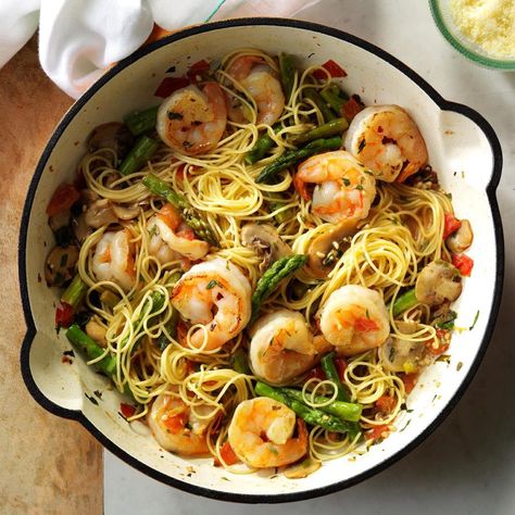 Asparagus 'n' Shrimp with Angel Hair Angel Hair Recipes, Shrimp Asparagus Pasta, Pasta And Shrimp, Frozen Shrimp Recipes, Pasta With Shrimp, Resep Pasta, Asparagus Pasta, Shrimp And Asparagus, Shrimp Dishes