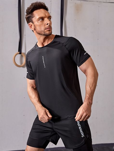 Black   Short Sleeve Polyester Letter  Embellished Slight Stretch  Men Activewear Men’s Activewear, Men Sportswear Outfits, Active Wear Men, Men Gym Outfit, Training Outfit Men, Men Gym Wear, Men Sportswear, Striped Shirt Men, Men Activewear