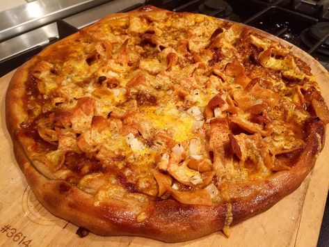 Frito Chili Pizza Pie Chili Pizza, Frito Chili, Frito Pie, Cheesy Bread, Pizza Pie, Chili Cheese, Pizza Stone, Barn Style, Homemade Pizza