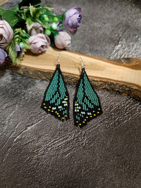 This Dangle & Drop Earrings item by jewelrybylarisa has 54 favorites from Etsy shoppers. Ships from Ukraine. Listed on 19 Nov, 2023 Seed Bead Butterfly, Butterfly Beaded Earrings, Green Beaded Earrings, Bead Butterfly, Seed Bead Ideas, Earrings Handmade Boho, Butterfly Wing Earrings, Beads Craft, Earrings Patterns