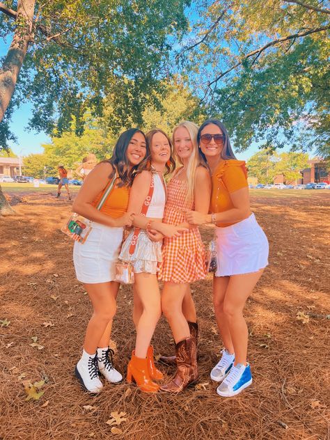 Tennessee Football Outfits Games, Vols Football Game Outfit, Utk Game Day Outfit, Utk Game Day Fits, Ut Game Day Outfit, Utk Game Outfits, Sec Football Outfits, Tennessee Gameday Outfit, Utk Gameday Outfit