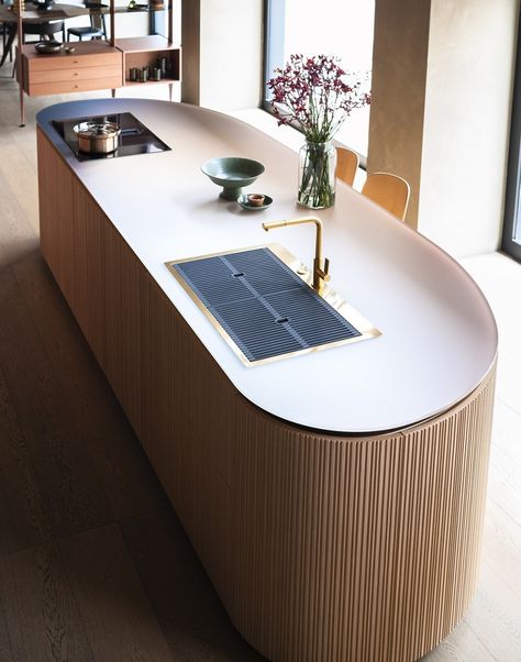 TANGRAM Floating Counter, Commercial Interiors Office, Build Kitchen Island, Fluted Wood, Curved Kitchen, Natural Wood Kitchen, Wood Island, Slow Design, Stone Backsplash