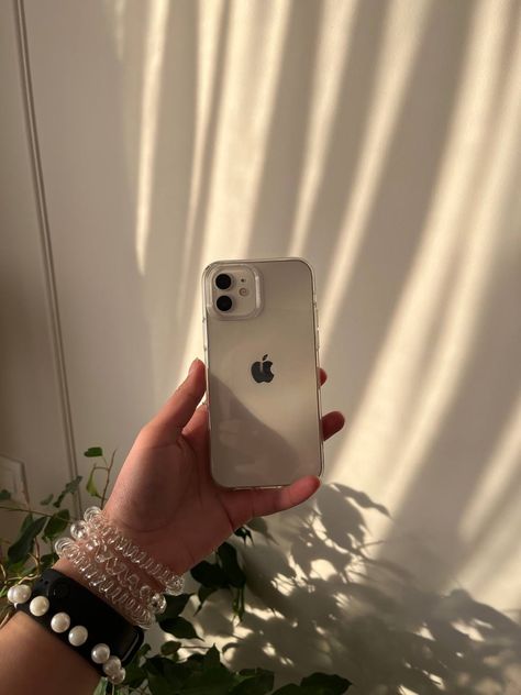 Iphone 12 Mini Aesthetic, Iphone 12 Mini White, I Phone 12 Mini, Iphone 12 Aesthetic, Iphone 12 White, Homemade Phone Cases, Future Iphone, Iphone 12mini, Dream Phone