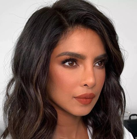 Burnt orange lipstick is everywhere this season. Ahead, Byrdie shares their favorite 15 burnt orange lipstick formulas, including Alima Pure. Brown Lipstick On Brown Skin, Matte Lipstick Shades For Dark Skin, Burnt Red Lipstick, Orange Brown Lipstick Shades, Lipstick For Dusky Skin Indian Dark Lips, Brown Lipstick Indian Skin, Lipstick Shades For Indian Skin Tone, Tan Skin Lipstick Shades, Mac Lipstick Shades For Indian Skin