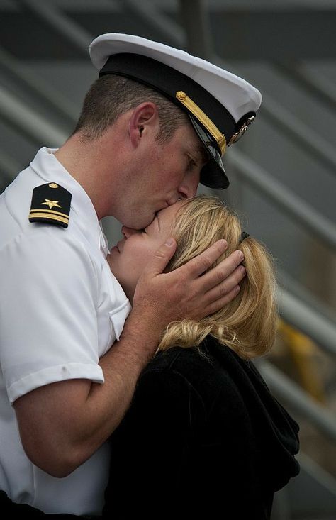 Pilot Couple, Army Homecoming, Communication Specialist, Military Homecoming, Merchant Navy, Forehead Kisses, Navy Wife, Cruise Wedding, Sailor Jerry