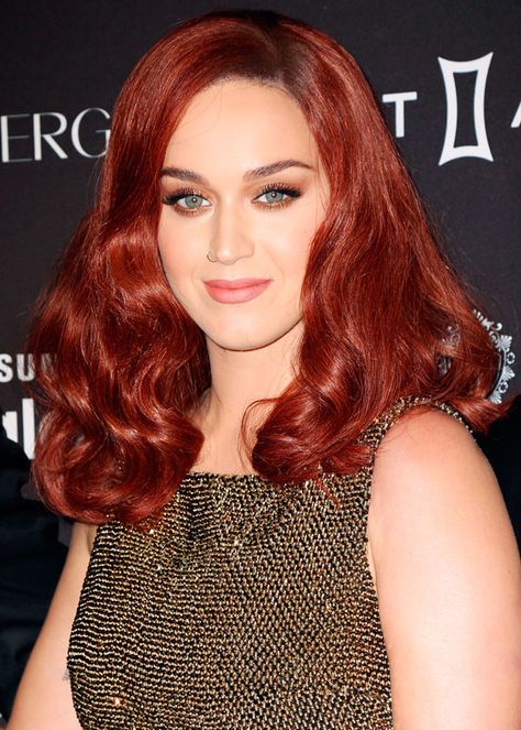 Katy Perry Body, Katie Perry, Redhead Mom, Katy Perry Hot, Red Hair Inspiration, Red Hair Woman, Haircuts For Long Hair, Dye My Hair, Hair Inspiration Color