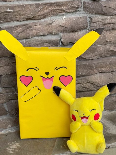 Pokemon Pikachu Valentines Box Valentine Card Box Ideas, Pikachu Valentines, Pokemon Valentines Box, Star Wars Valentines Box, Diy Valentine Card, Card Box Ideas, Valentines Card Holder, Box Ideas For Kids, Valentine Box Ideas