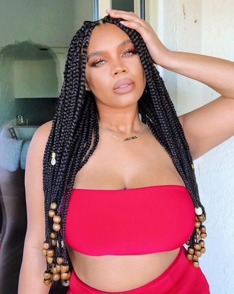 10 Creative Box Braids with Beads You Should Try – HairstyleCamp Creative Box Braids, Box Braids With Beads, Creative Box, Braids With Beads, Box Braids, Textured Hair, Braids, Hairstyles, Crop Tops