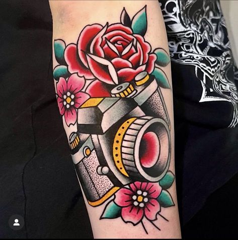 Neo Traditional Camera Tattoo, American Traditional Camera Tattoo, Old School Camera Tattoo, Traditional Tattoo Camera, Camera Tattoo Design Photography, Film Camera Tattoo, Cactus Tattoos, Body Markings, Camera Tattoo Design