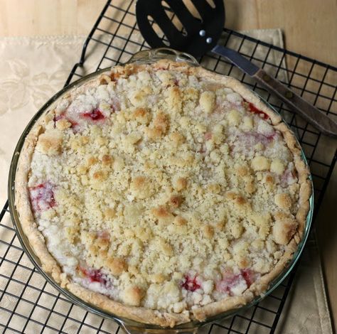 Best Crumble Recipe, Sour Cream Apple Pie, Rhubarb Crumble Recipes, Rhubarb Custard Pies, Strawberry Cream Pies, Rhubarb Custard, Birthday Surprises, Strawberry Rhubarb Crisp, Rhubarb Crumble