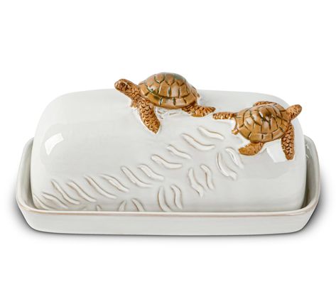 PRICES MAY VARY. 【Sea Turtle Butter Dish】Store and display your butter in style with our Ceramic Sea Turtle Butter Dish With Lid. Its eye-catching sea turtle shape adds a delightful touch to your kitchen while providing a functional storage solution, elevate your butter storage experience with this stylish and functional piece. 【Fine Experience】The butter storage comes with a fitted lid, ensuring that your butter remains fresh and protected from air and contaminants, the spacious interior accomm Butter Dishes With Lid Pottery, Ceramic Cup With Lid, Butter Box Ceramic, Butter Dish Ideas, Cute Butter Dish, Clay Butter Dish, Cute Things To Make Out Of Clay, Butter Dish Pottery, Pottery Gift Ideas