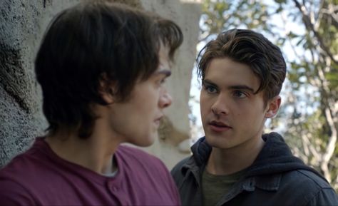 Dylan Sprayberry And Cody Christian, Thiam Teenwolf, Theo X Liam, O Captain My Captain, Wolf Movie, Liam Dunbar, Theo Raeken, Marvel Comics Vintage, Teen Wolf Ships