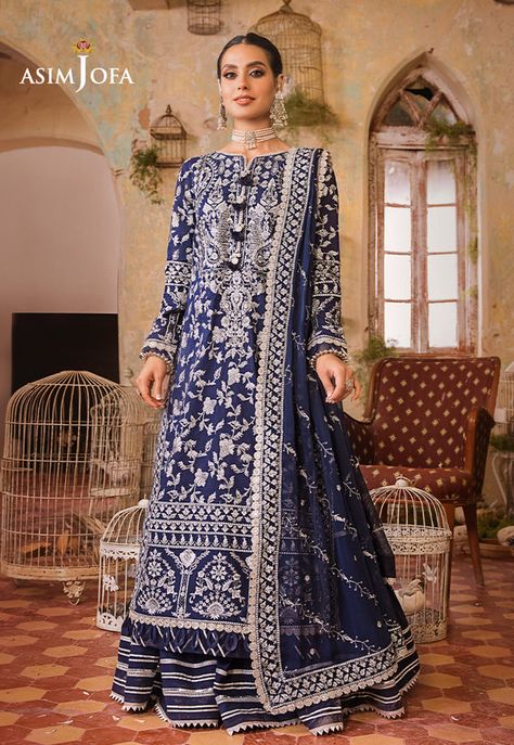 Asim Jofa Dresses, Party Wear Casual, Pakistani Boutique, Pakistani Clothes Online, Pakistani Designer Clothes, Asim Jofa, Pakistani Lawn Suits, Readymade Saree, Lawn Dress