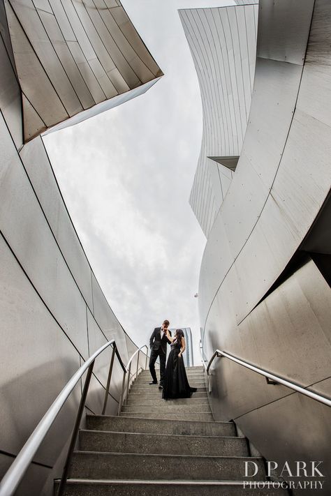 Dramatic Architecture, Los Angeles Photoshoot, Disney Hall, Los Angeles Engagement Photos, Los Angeles Photography, Walt Disney Concert Hall, City Engagement Photos, Wedding Moodboard, Engagement Shots