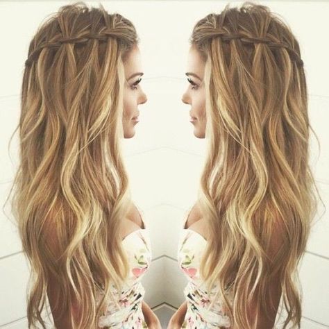 Balayage Wavy hair with Waterfall Braid Hairstyles - Casual Summer Hair Styles for Long Hair Waterfall Braid Hairstyle, Waterfall Braids, French Braid Hairstyles, Fishtail Braid, Casual Hairstyles, Long Blonde, Penteado Cabelo Curto, Box Braids Hairstyles, Hair Dos