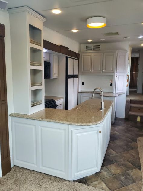 44 Beautiful RV Kitchen Remodels | RV Inspiration Toy Hauler Remodel, Rv Kitchen Remodel, Rv Living Room, Rv Cabinets, Rv Inspiration, Rv Interior Remodel, Diy Camper Remodel, Rv Kitchen, Luxury Rv