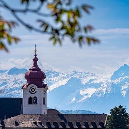 Salzburg Tourism on Instagram: "This is the Nonnberg Abbey, a historic monastery nestled in Salzburg's picturesque landscape. 🏰✨ Did you know?  Iconic scenes from the beloved movie 'The Sound of Music' were filmed there! 

📷 @jon_burket

#visitsalzburg #salzburg #stiftnonnberg #nonnbergabbey #soundofmusic #mountains #spring #citytour #city #citytrip #filmlocation #travel #travelling #cityexplorers #church #cityview #mountainview @soundofmusic" Nonnberg Abbey, Picturesque Landscape, Iconic Scenes, Beloved Movie, City Trip, Filming Locations, Sound Of Music, Salzburg, City View