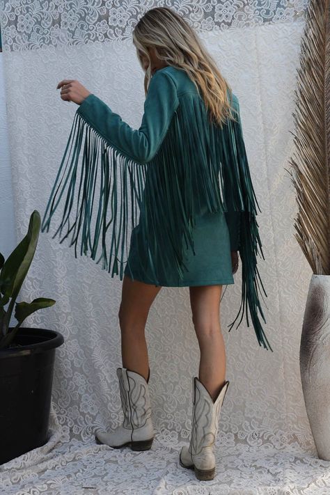 Flynn Suede Fringe Dress - SM 70s Fringe Outfit, Fringe Cowgirl Outfit, Western Cocktail Attire, Formal Western Wear Woman, Western Wedding Outfits Guest, Ranch Outfits, Suede Fringe Dress, Nfr Outfits, Nashville Outfit