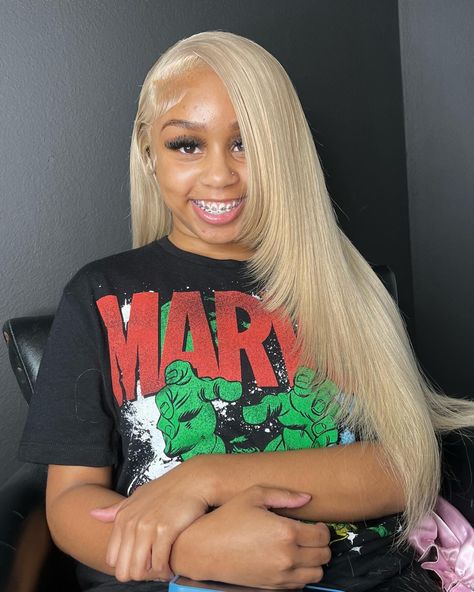 Frontal Wig With Layers, Blonde Frontal Sew In, Layered Frontal Wig, Blonde Sew In, Sew In Blonde, Lace Wig Hairstyles, Blonde Lace Wig, Cute Weave Hairstyles, Feed In Braids Ponytail