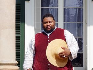 Michael Twitty wants credit given to the enslaved African-Americans who were part of Southern cuisine's creation. Here he is in period costume at Monticello, Thomas Jefferson's Virginia estate. Matzo Ball, Alaska Highway, Matzo Ball Soup, Cook Meals, Southern Dishes, Southern Cuisine, Southern Life, Black Food, Southern Food