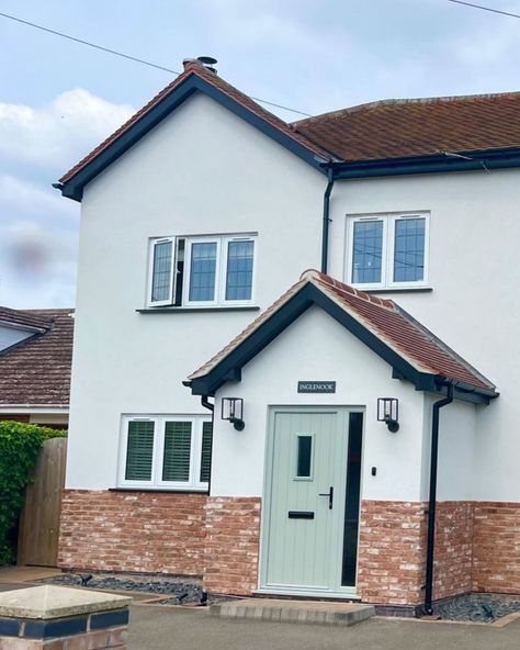 A lovely external transformation, using blend 4 and render to create a much more clean and modern finish on this property- @nookinthevale @bd_architectural @haswellw @emma_1_haswell @jslplastering #brickslips #cladding #housetransformation Part Rendered Part Brick House, Reclaimed Brick Slips, Brick And Render Exterior Uk, Germin Smeer Brick Lanels, Brick Rendering, Brick Slip, Brick Cottage, Brick Tile, Brick Tiles