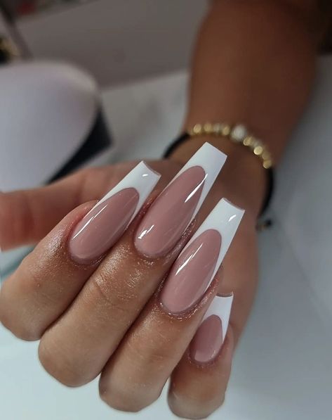 Long French Nails, Nail Vibes, French Tip Press On Nails, Long Square Nails, Wow Nails, Acrylic Press On Nails, French Tip Acrylic Nails, French Nail Designs, Fall Acrylic Nails