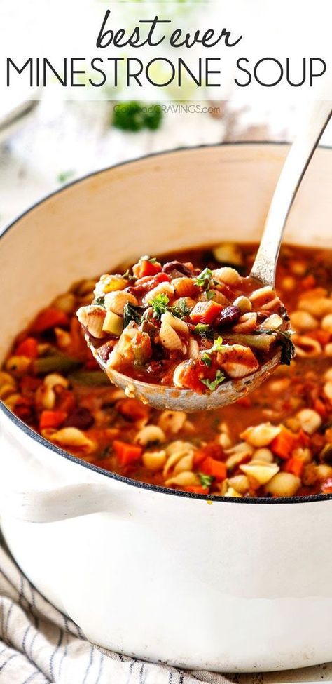 This is the BEST Minestrone Soup recipe! It is easy, healthy, hearty, comforting, versatile and all made in one pot! It is 1000X better than Olive Garden Minestrone Soup, makes a ton and tastes even better the next day for easy lunch or dinner! #soup #minestrone #minestronesoup #italian #italiansoup #recipe #dinner #onepot #easydinner #healthyrecipes #healthydinner #vegetablesoup #tomatoes Best Minestrone Soup Recipe, Best Minestrone Soup, Olive Garden Minestrone, Soup Minestrone, Sopa Minestrone, Olive Garden Minestrone Soup, Minestrone Soup Recipe, Diner Recept, Italian Soup