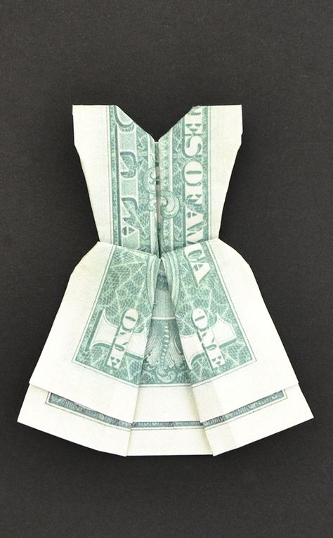 Money Origami Dress Tutorial, Money Dress Dollar Bills, Dollar Folding Easy, Money Origami Easy, Money Folding Ideas Easy, Dollar Folding, Dollar Heart Origami, Dollar Bill Gift, Easy Money Origami