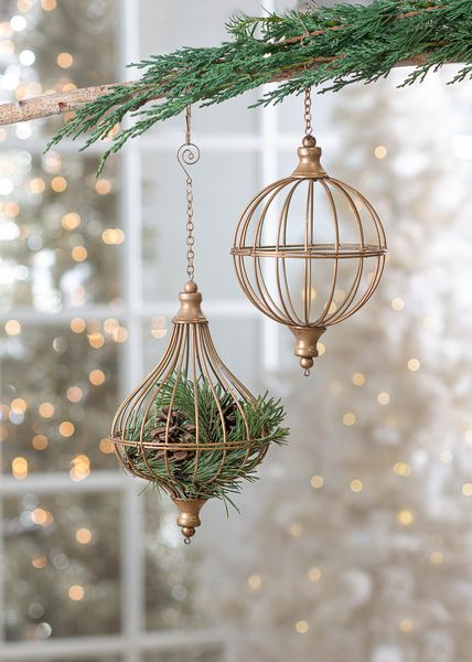 Oversized ornaments diy