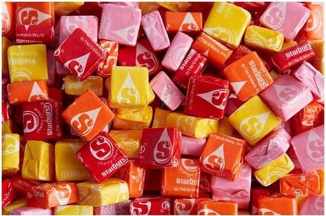 What Starburst Flavor Are You? Starburst Recipe, Jolly Rancher Flavors, Candy People, Starburst Candy, Individually Wrapped Candy, Party Bowls, Fruit Chews, Chewy Candy, Cupcake Bouquet