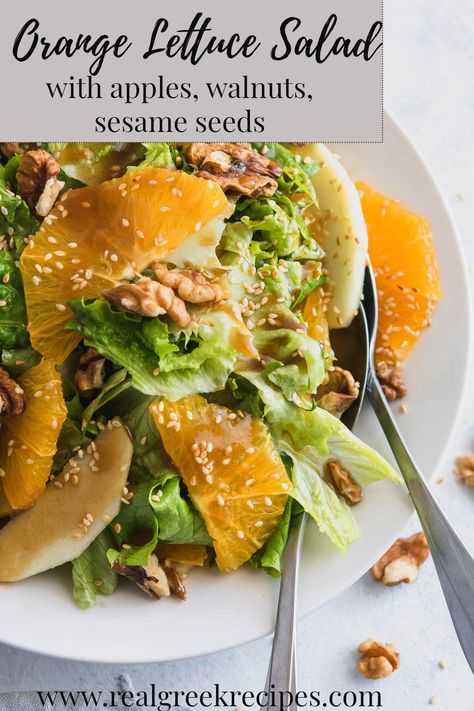 A fresh, healthy, and light Lettuce and Orange salad with apples, walnuts, sesame seeds, and a truly appetizing vinaigrette.#lettucesalad #oranges #apples #walnuts #easy Orange Lettuce Salad, Salad With Walnuts, Honey Balsamic Vinaigrette, Thanksgiving Salad Recipes, Lettuce Salad Recipes, Salad With Apples, Orange Vinaigrette, Thanksgiving Salad, Quick Salads