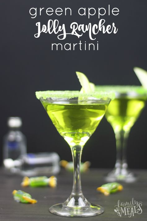 St. Patrick's Day is the perfect time to enjoy this fun Green Apple Jolly Rancher Martini . I've also included a recipe for homemade Jolly Rancher vodka. Green Apple Liquor Drinks, Green Apple Vodka Drinks Recipes, Green Apple Drinks Alcohol, Green Apple Jolly Rancher Drink, Apple Martini Recipe Vodka, Green Apple Pucker Drinks, Green Apple Martini Recipe, Best Crockpot Beef Stew, Green Apple Jolly Rancher