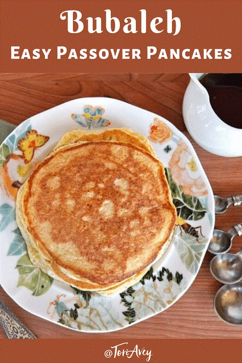 Unleavened Breakfast Ideas, Passover Baking Recipes, Unleavened Pancakes, Jewish Meatballs, Passover Breakfast Recipes, Matzo Meal Recipes, Passover Appetizers, Passover Matzah Recipes, Passover Pancakes