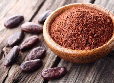 Eating the right foods is one of the most effective ways to lower—or maintain healthy levels of—your cholesterol. Nosh on these amazing foods to do right by your body. Skin Inspiration, Cacao Benefits, Wealthy Life, Cholesterol Remedies, Cholesterol Lowering Foods, Cholesterol Diet, Cacao Beans, Raw Cacao, Cacao Nibs